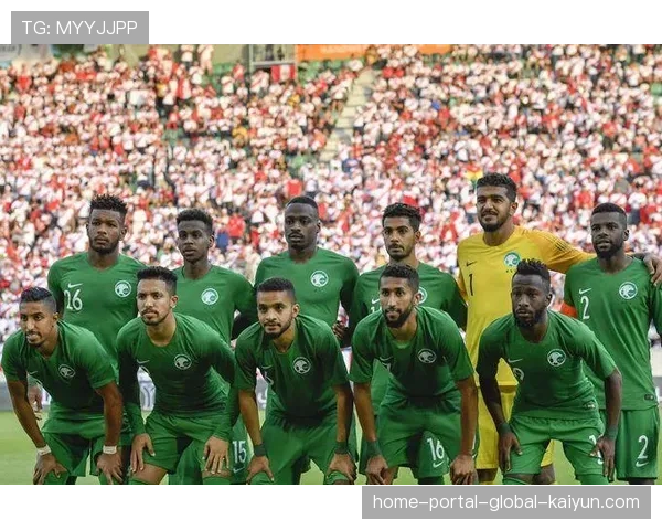 沙特阿拉伯绿鹰战法 防守反击与定位球战术的务实选择